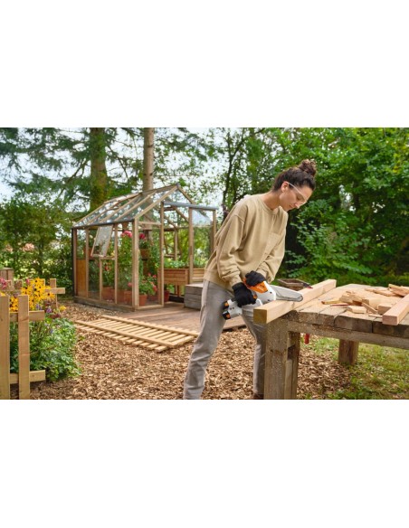 Mini Sierra Stihl GTA 30 1/4" Con 2 Baterias AS 2 Y Cargador AL 5-2