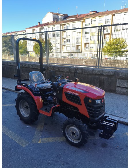 Tractor agrícola Roteco Crossfire 4x4 matriculable