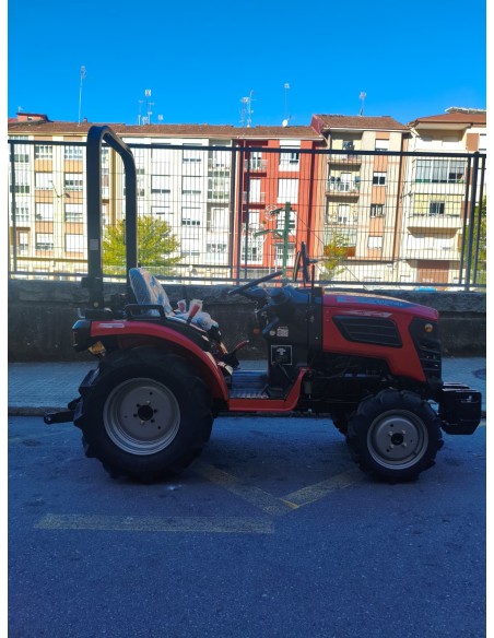 Tractor agrícola Roteco Crossfire 4x4 matriculable