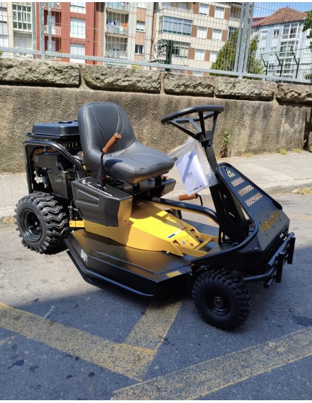 Tractor desbrozadora Roques et Lecoeur Predator-84